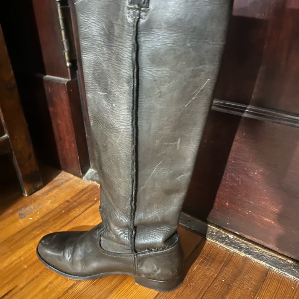 Frye tall riding boots size 9 - Picture 2 of 5